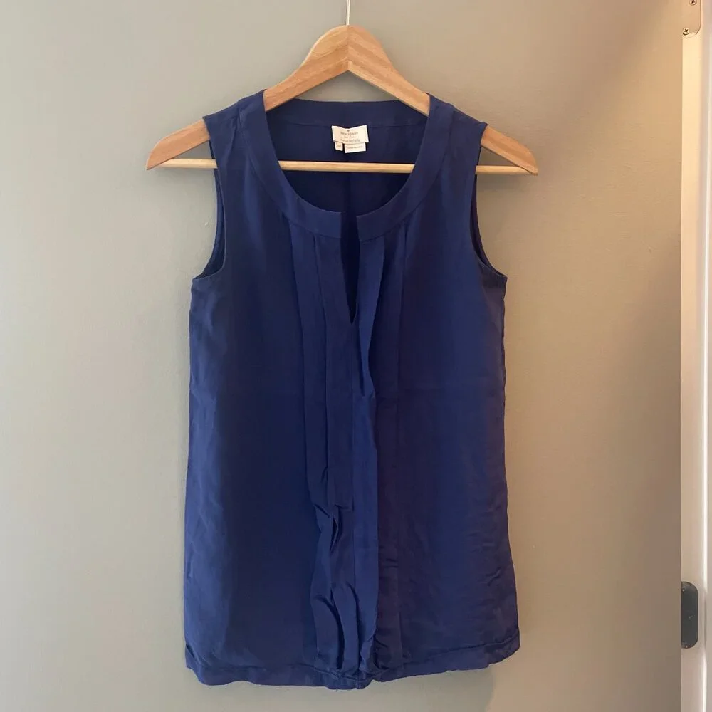 EUC Kate Spade Gemma Silk Split V Neck Top French Navy Blue Size 00